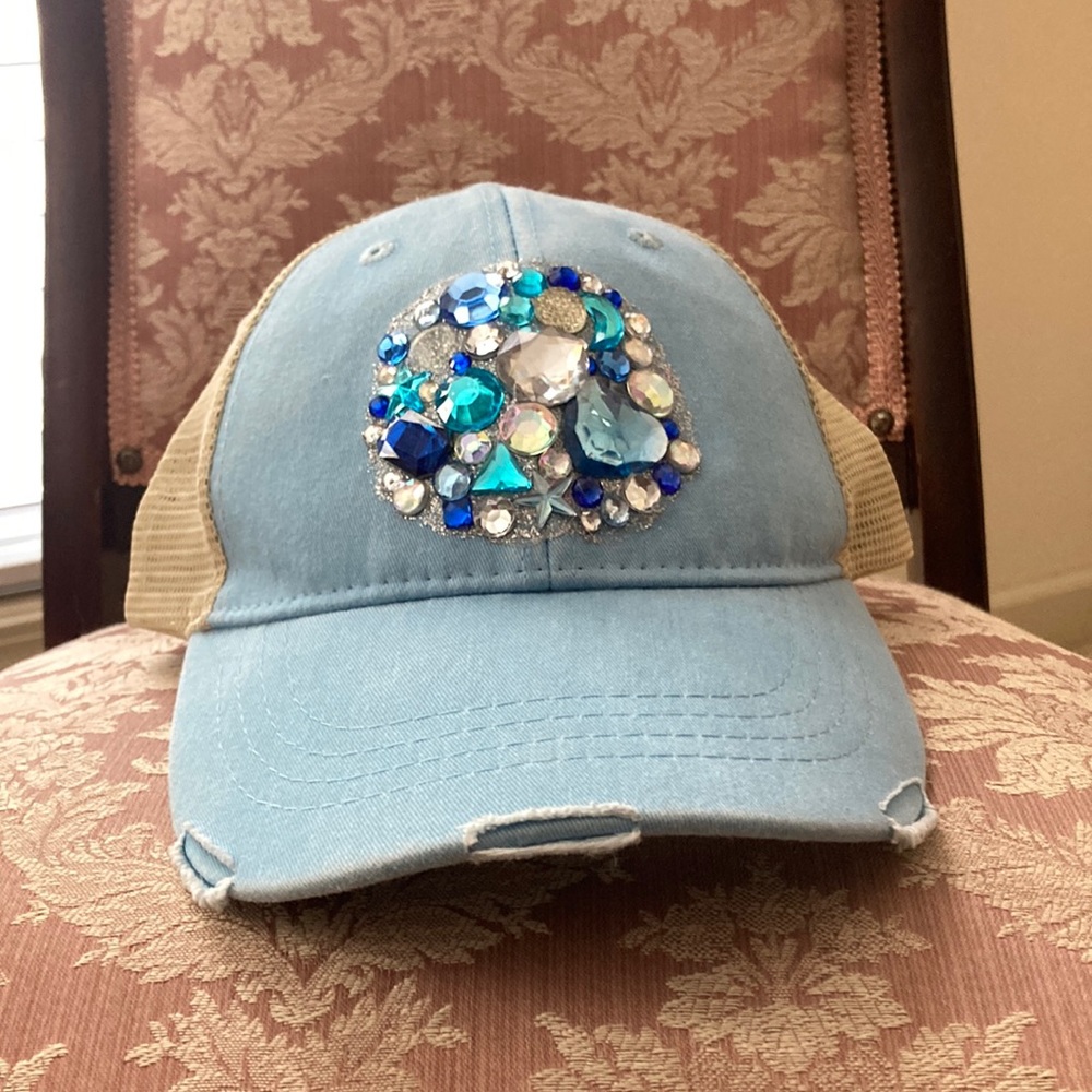 3/$18 ☘️ Light Denim Baseball Cap with Sequins